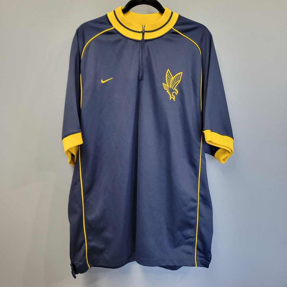 Vintage Nike Men's Marquette Golden Eagles Team Pullover Size XL